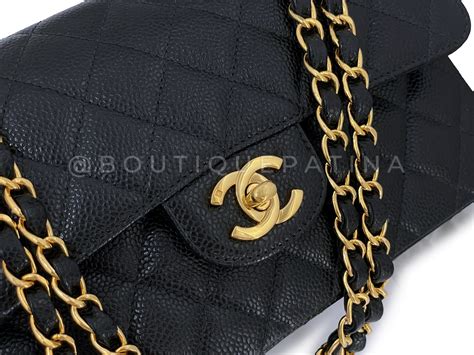 vintage chanel classic flap caviar